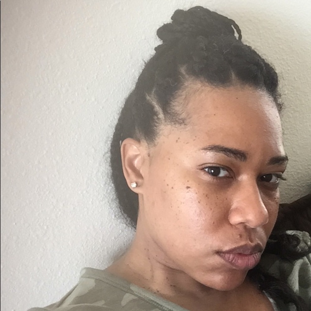 Meet your Posher, Nenena